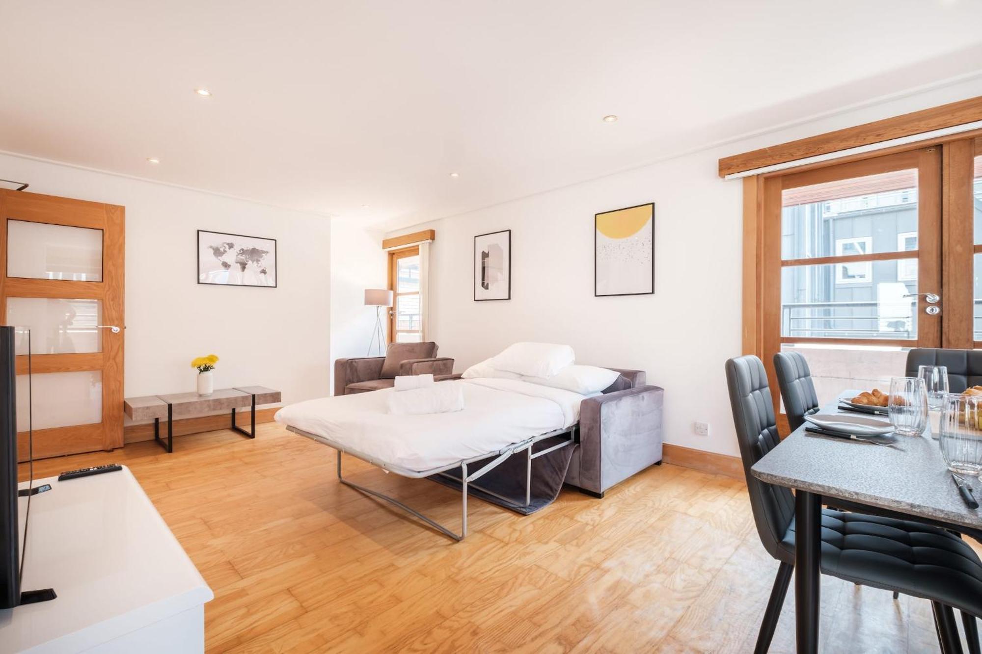 2Br Penthouse With Terrace - Heart Of Holborn - Cityapartmentstay 伦敦 外观 照片