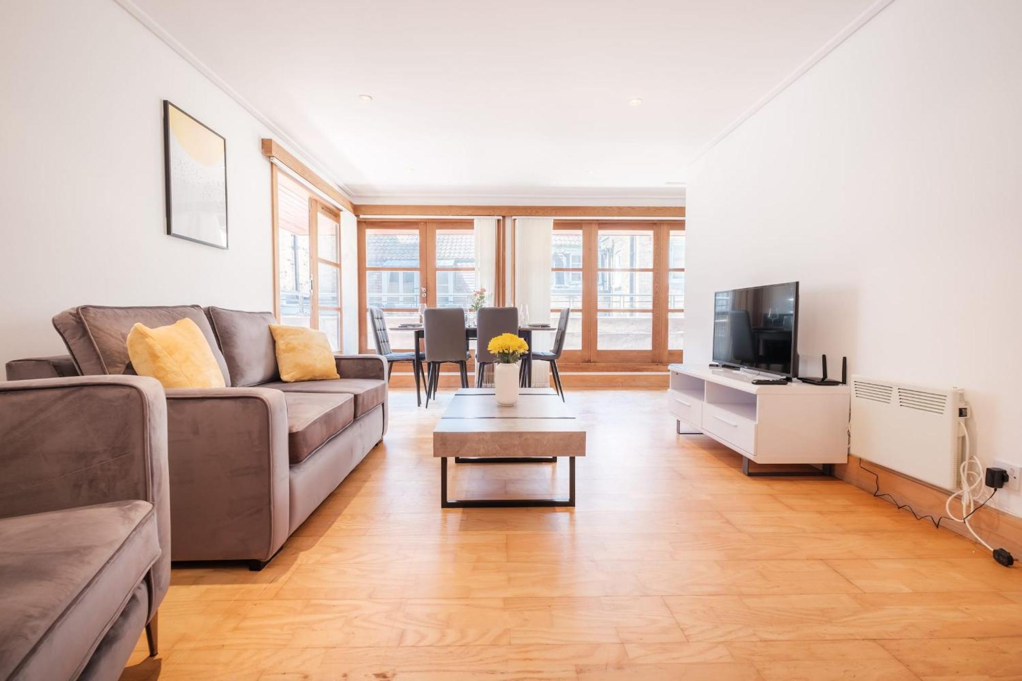 2Br Penthouse With Terrace - Heart Of Holborn - Cityapartmentstay 伦敦 外观 照片