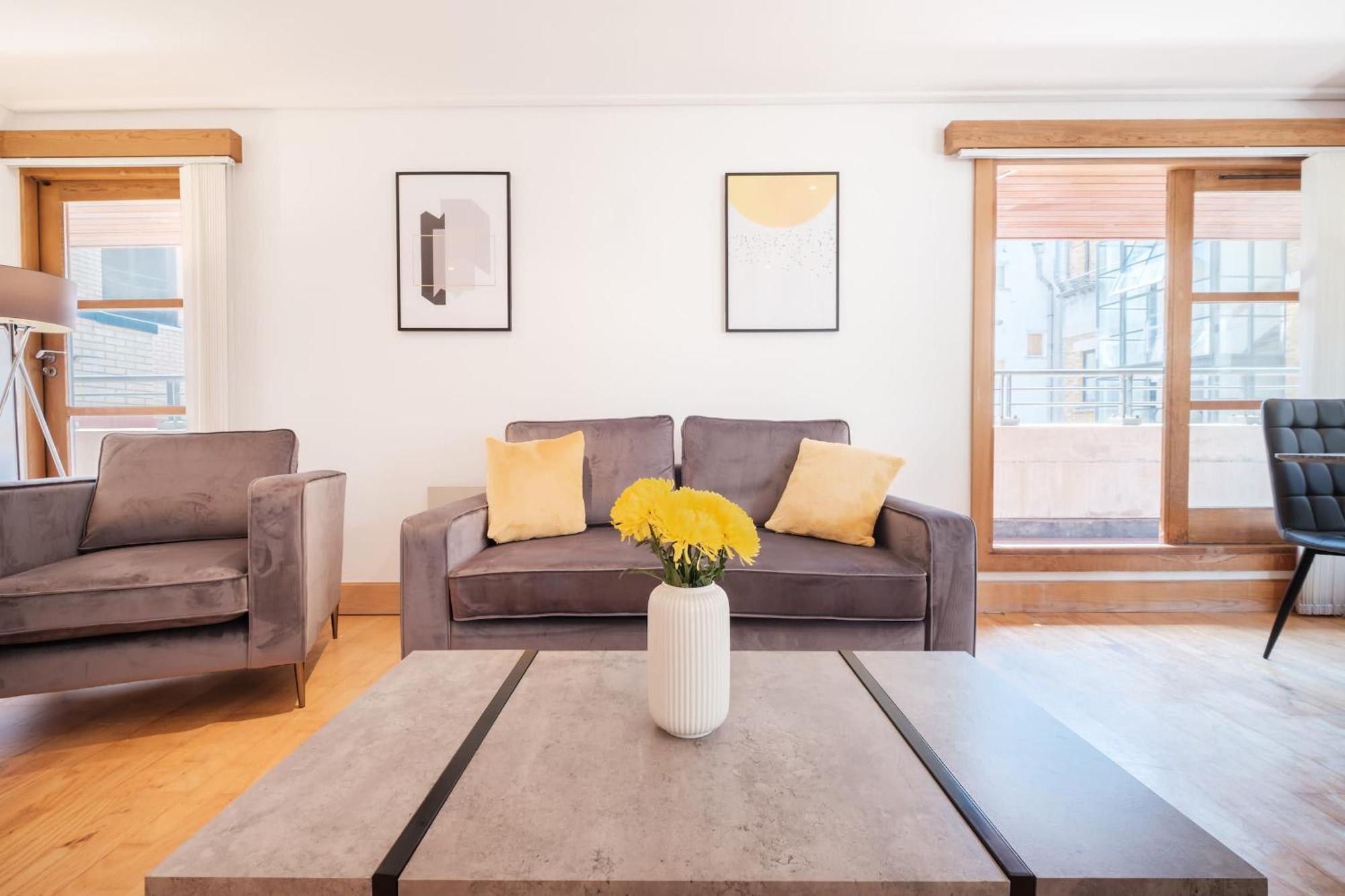 2Br Penthouse With Terrace - Heart Of Holborn - Cityapartmentstay 伦敦 外观 照片